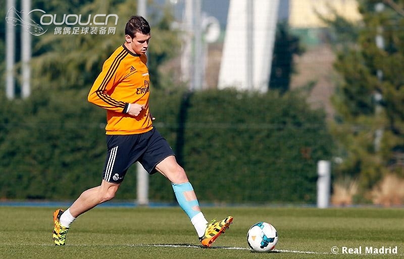 贝尔换上新款F50?