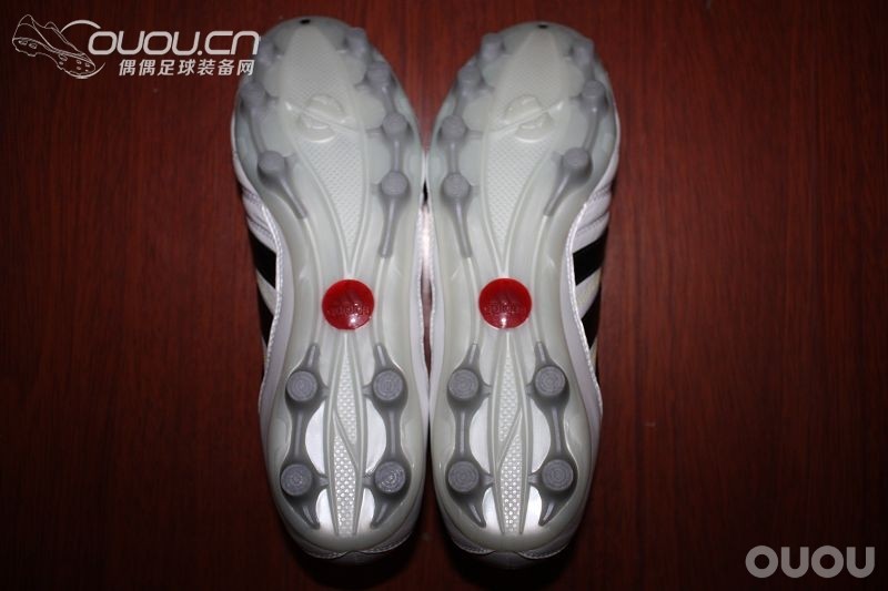 伴着新一代天体之王的加冕典礼,最近变白菜的释迦,附赠猎鹰套装真人兽