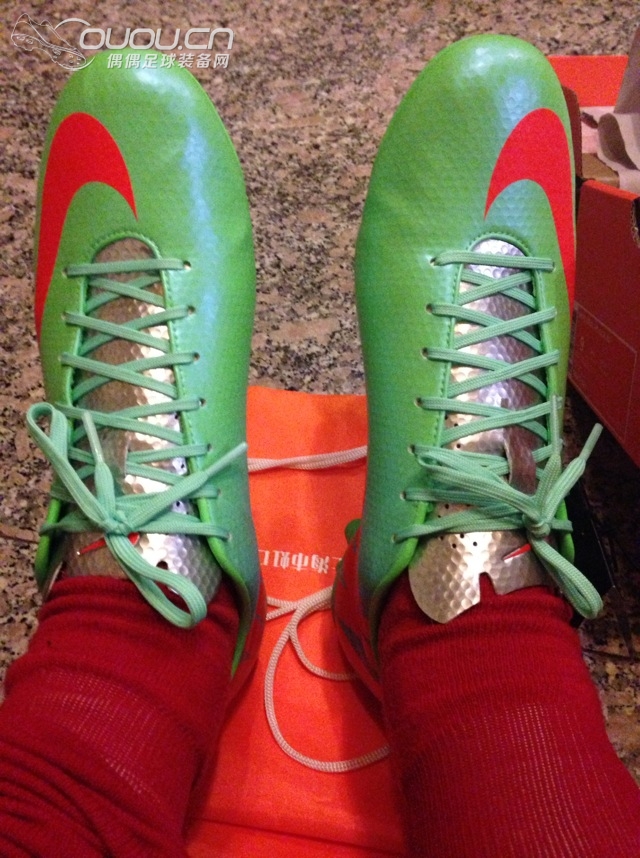 双节快乐!送自己一双Mercurial Veloce!