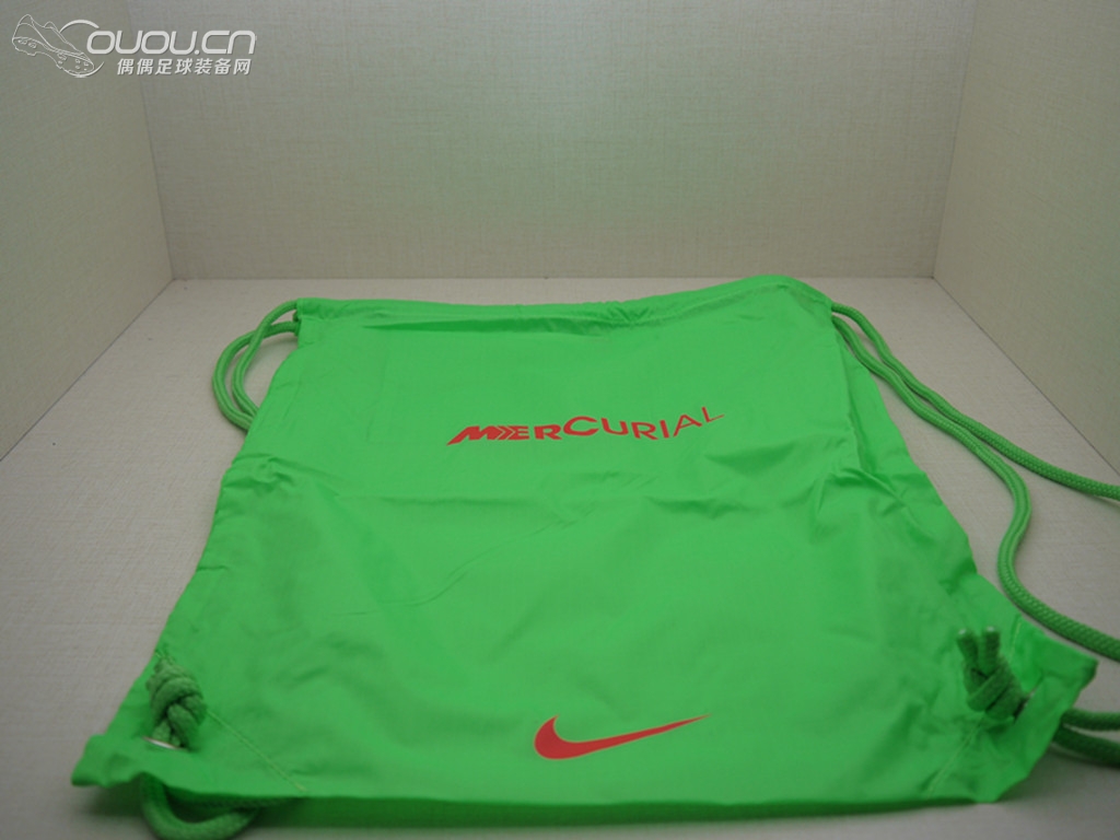 一抹翠绿—耐克MERCURIAL VAPOR IX AG(刺客9顶级AG2014第一季度配色)