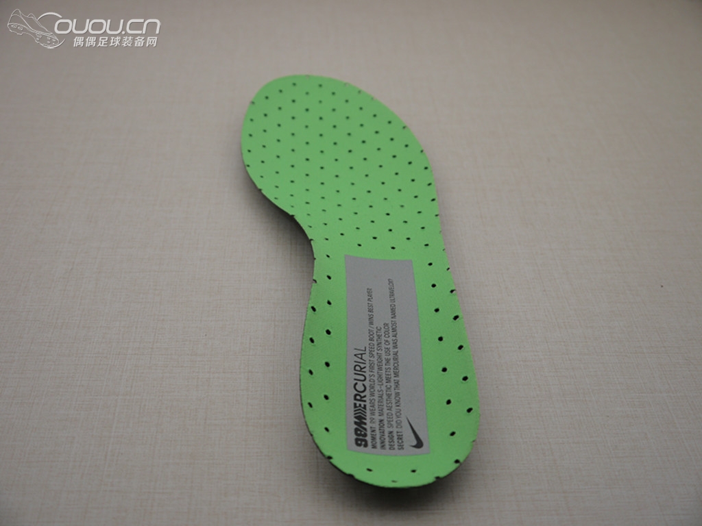 一抹翠绿—耐克MERCURIAL VAPOR IX AG(刺客9顶级AG2014第一季度配色)