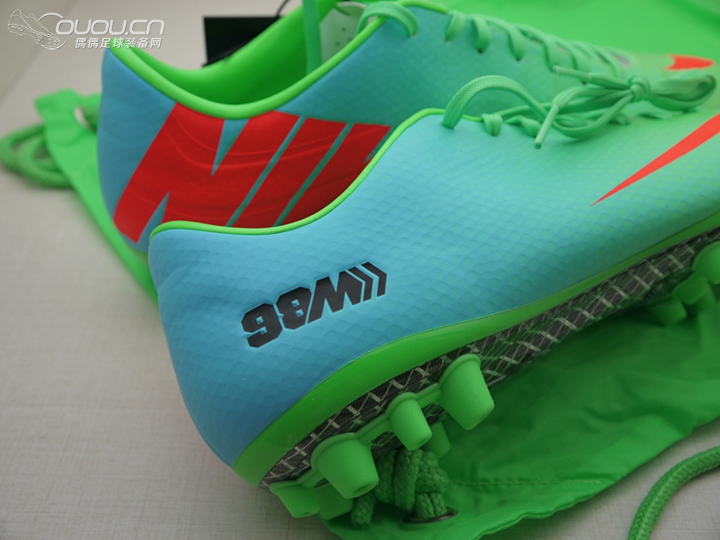 一抹翠绿—耐克MERCURIAL VAPOR IX AG(刺客9顶级AG2014第一季度配色)