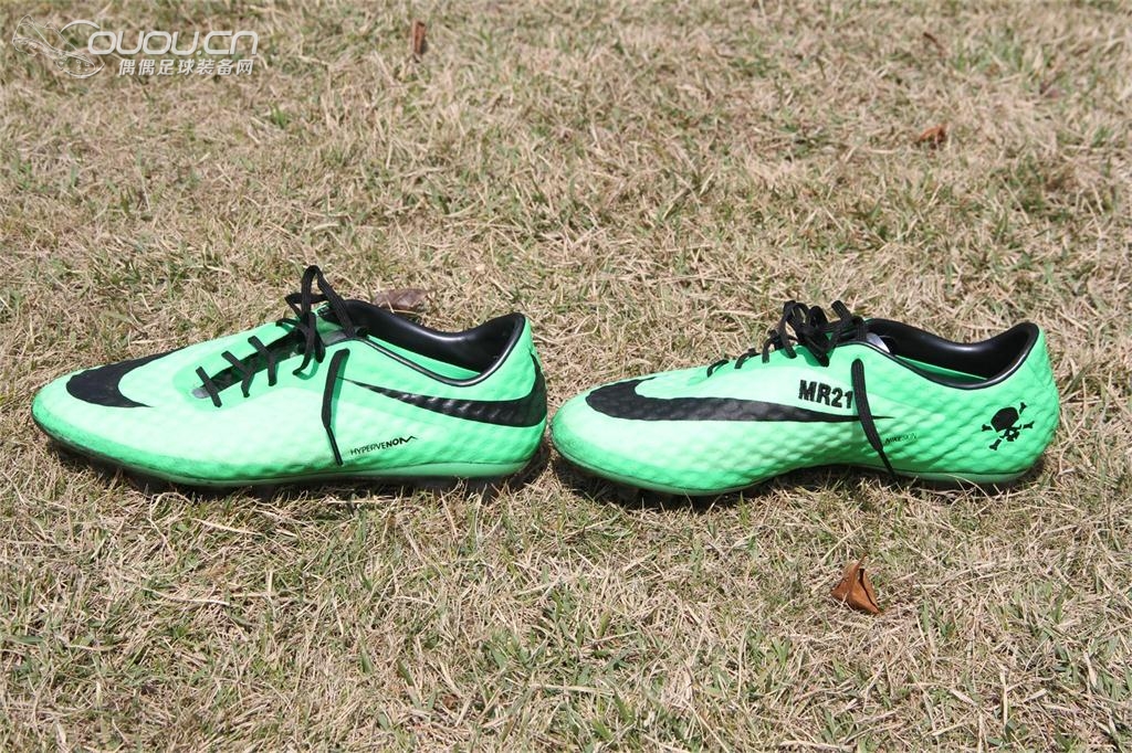 分享一下新买的毒蜂PHANTOM AG