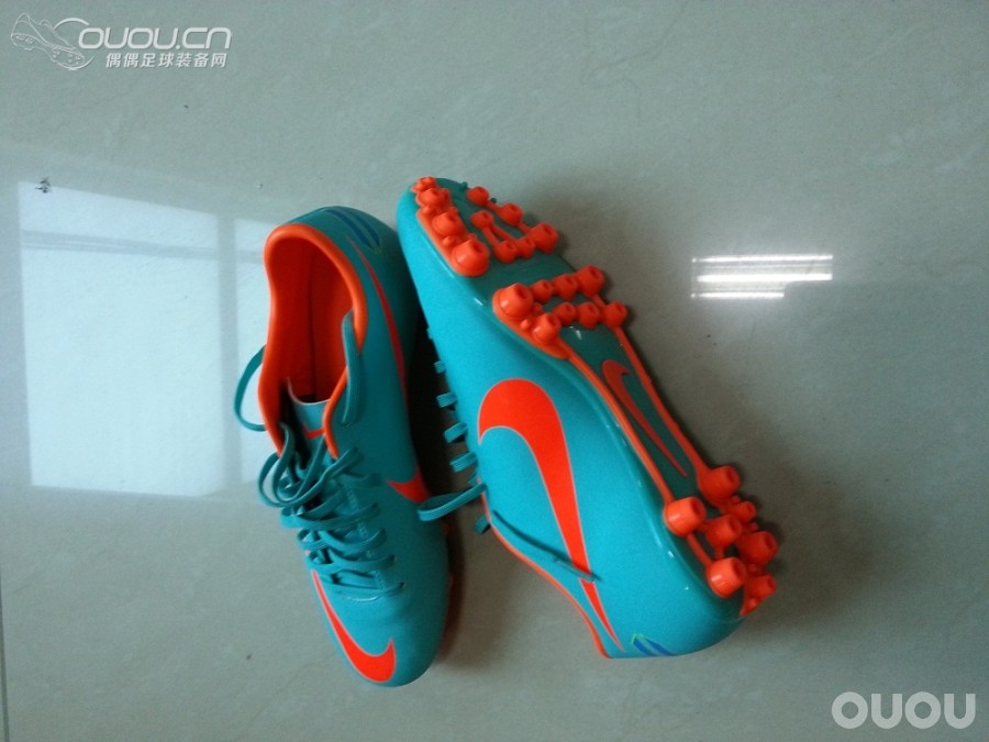 第一双NIKE,乞丐版:刺客8 低端AG,湖蓝色,26.5