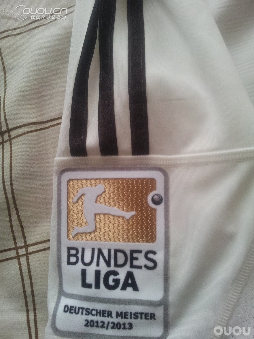 13/14 Bayern München Away Shirt—–( Captain LAHM 21)