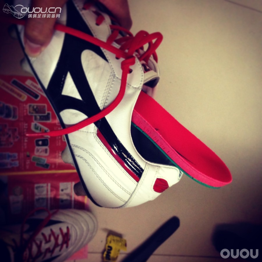 或许动一动手就能有称心如意的球鞋