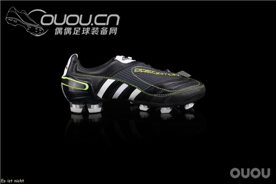 adidas Predator X TrueStrike图片版(文字版面准备中)
