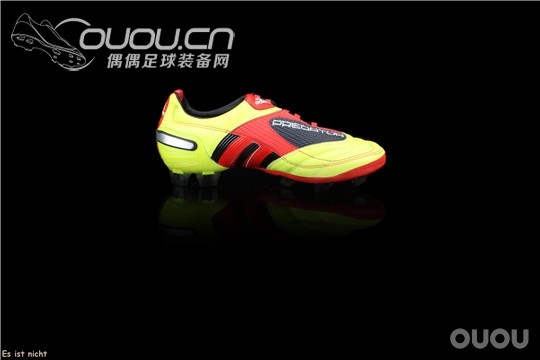 adidas Predator X TrueStrike图片版(文字版面准备中)