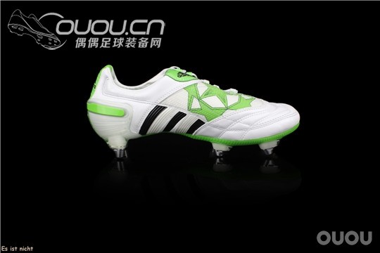 adidas Predator X TrueStrike图片版(文字版面准备中)