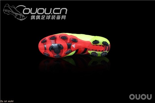 adidas Predator X TrueStrike图片版(文字版面准备中)