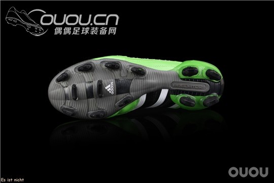 adidas Predator X TrueStrike图片版(文字版面准备中)