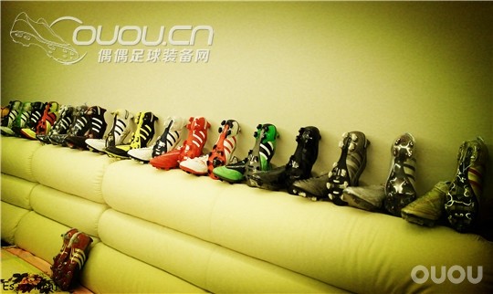 adidas Predator X TrueStrike图片版(文字版面准备中)