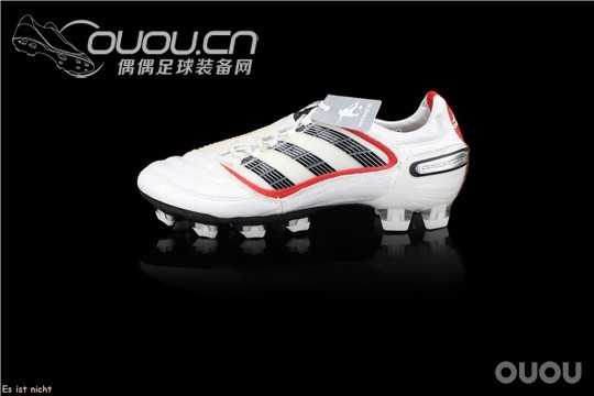 adidas Predator X TrueStrike图片版(文字版面准备中)