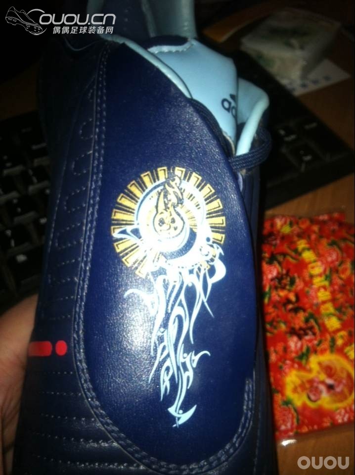 兄弟们看看这款是F50的哥哥还是弟弟