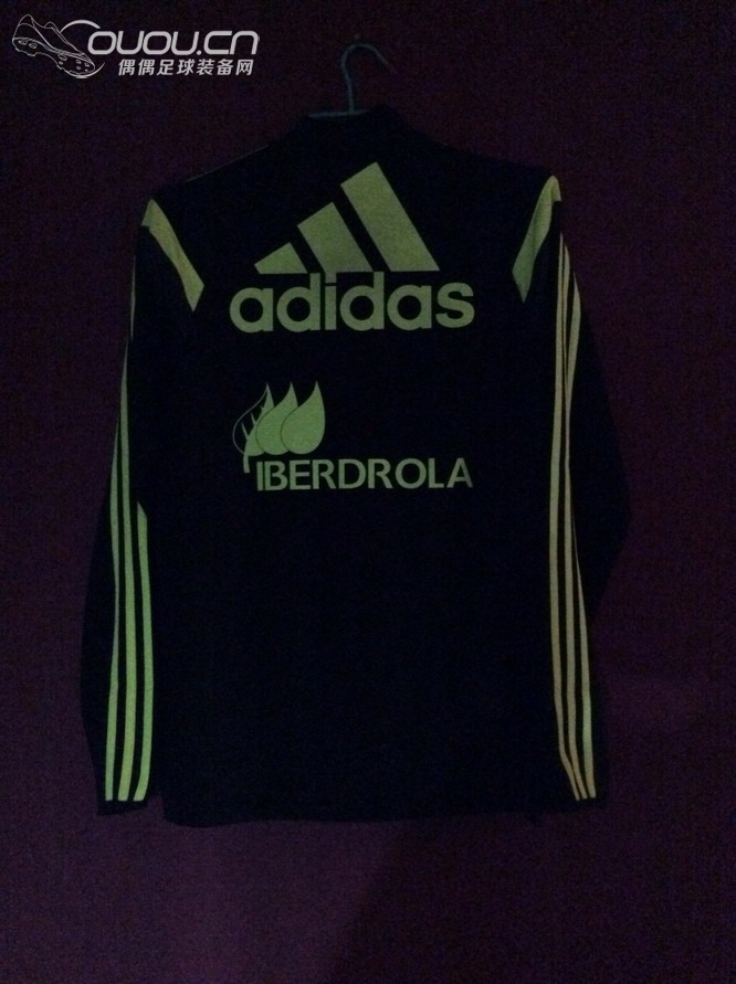 西班牙球员版训练 好轻 好骚 好好看