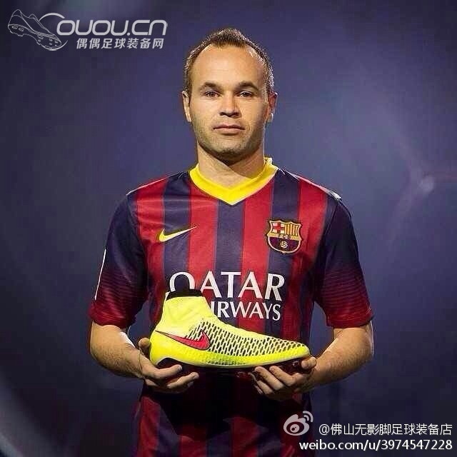 {被钉鞋踩到了怎办}今夜眼光聚焦都在NIKE magista。獨特的外表與材料,甚至讓我們認識到原來編織而成的布鞋