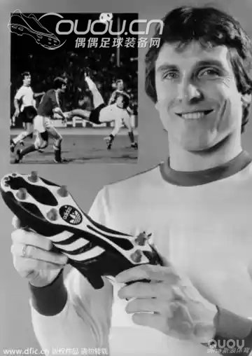 【博泰制造】之 世界杯球鞋的演变