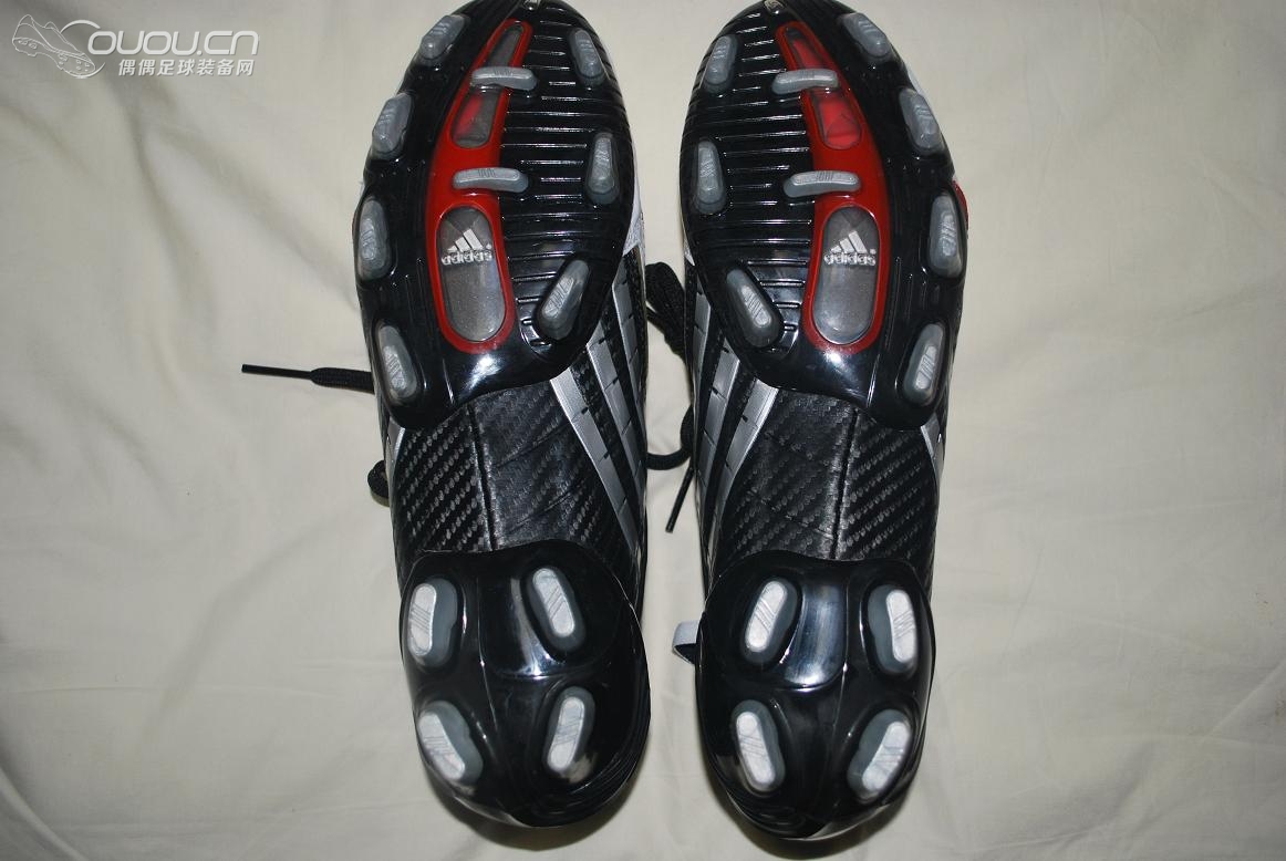 好久没来论坛,刚收的猎9,和T90.顺便来张全家福