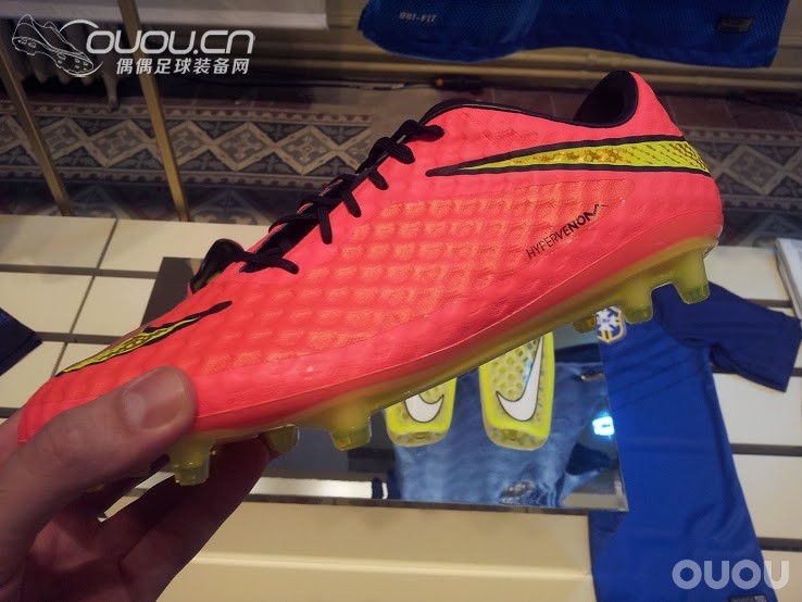 毒蜂世界杯配色