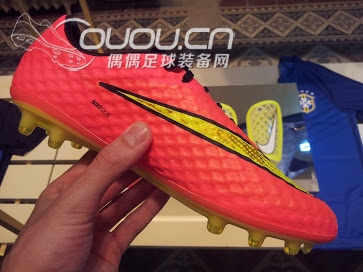 毒蜂世界杯配色