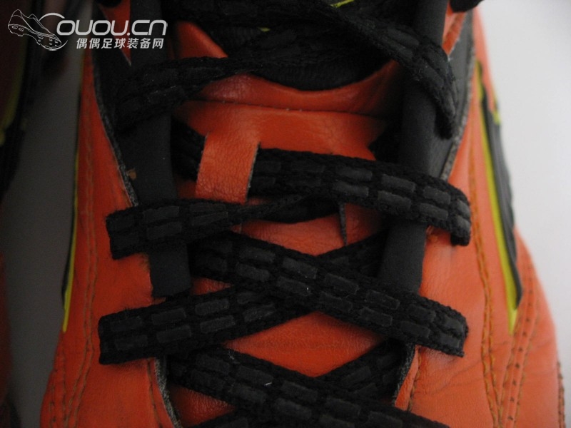 穿双袜子去踢球——Mizuno Estrela Neo