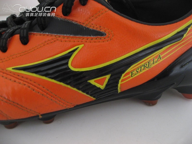 穿双袜子去踢球——Mizuno Estrela Neo