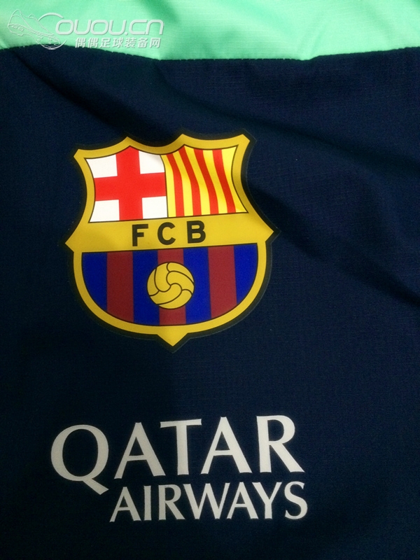 最近收的风雨衣~