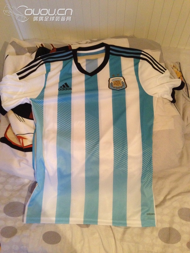 2014巴西世界杯阿根廷限量盒装球衣