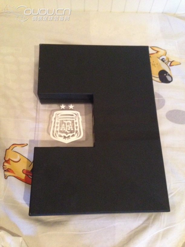 2014巴西世界杯阿根廷限量盒装球衣