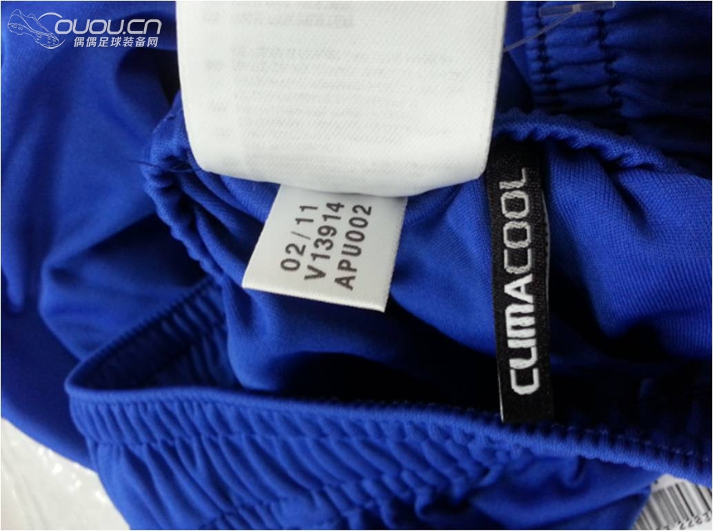 请帮忙鉴定切尔西11-12球裤真假
