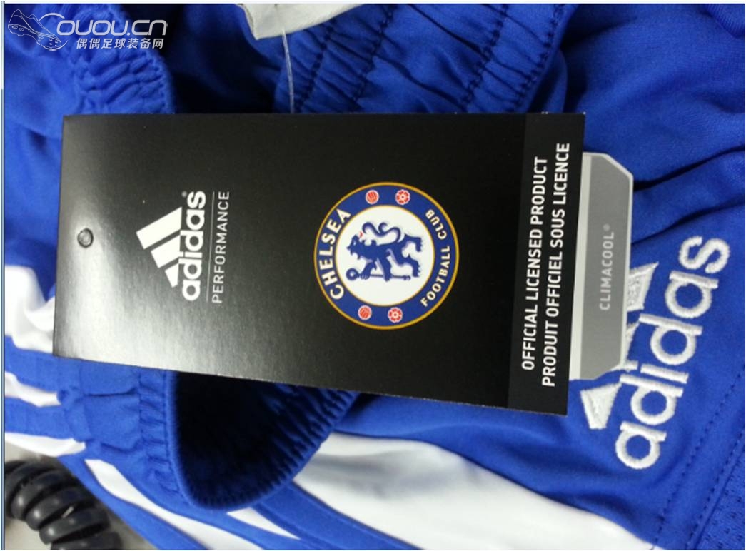 请帮忙鉴定切尔西11-12球裤真假