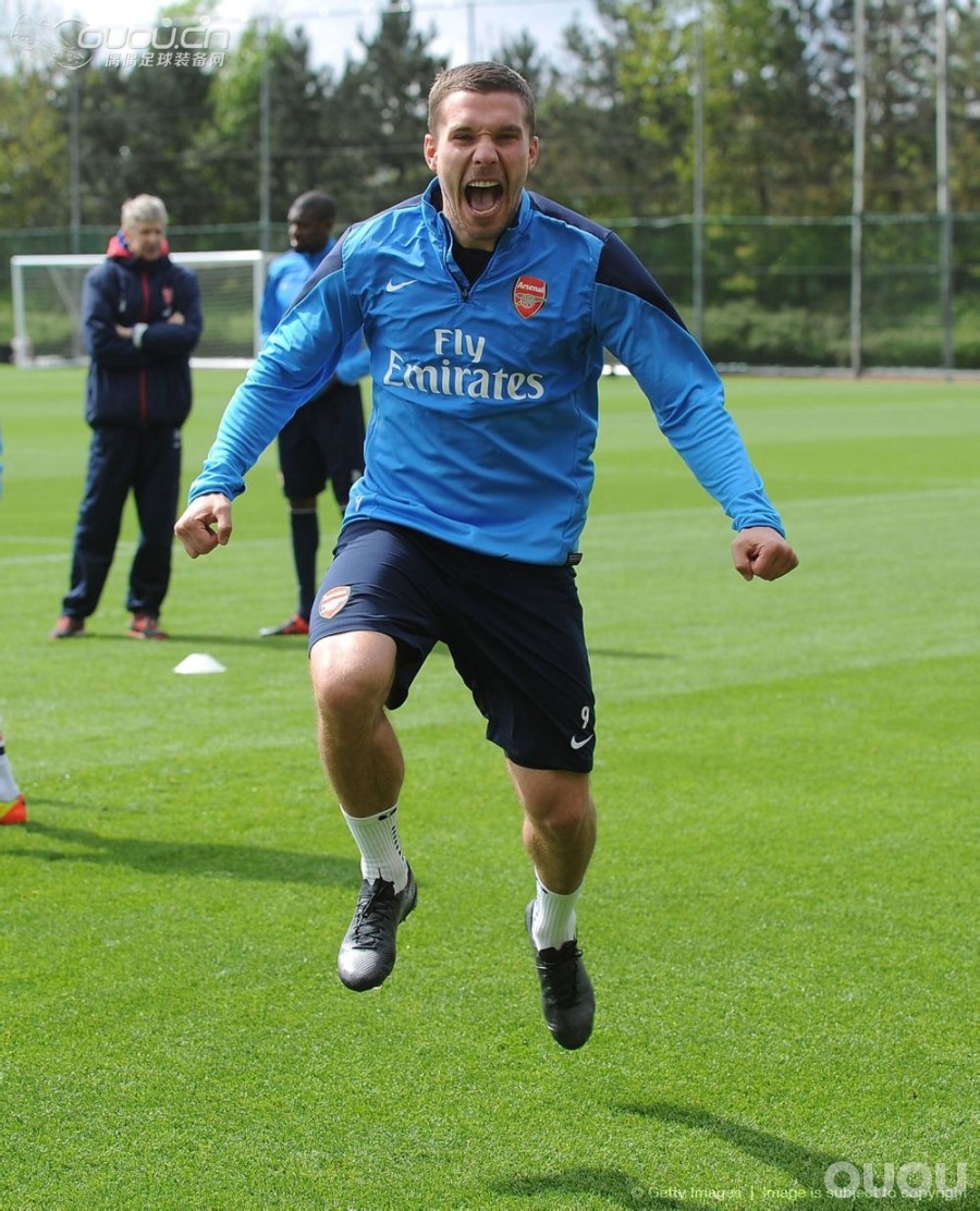 波尔蒂又穿新鞋了