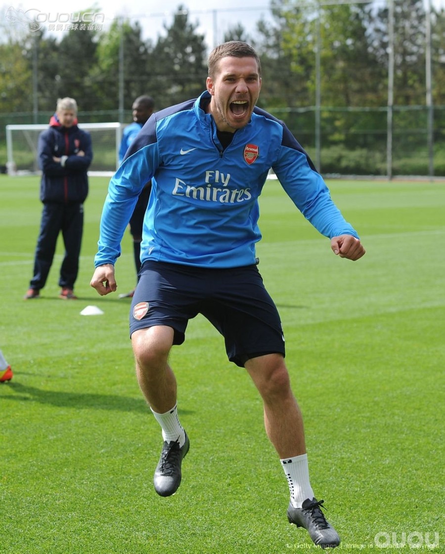 波尔蒂又穿新鞋了