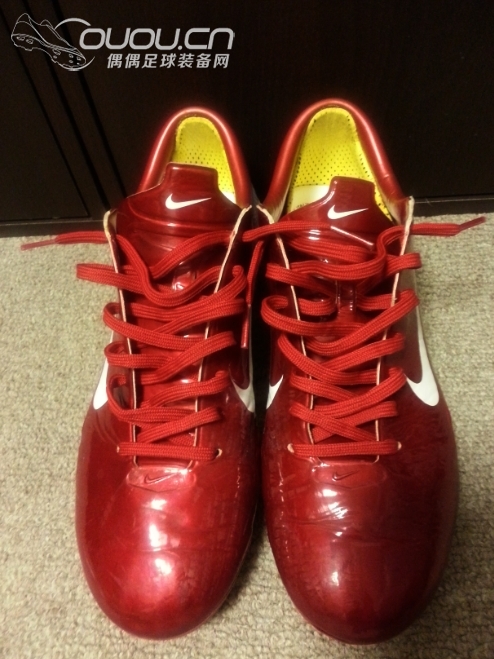 淘了双2手骚红MV3,有点小问题想请教下