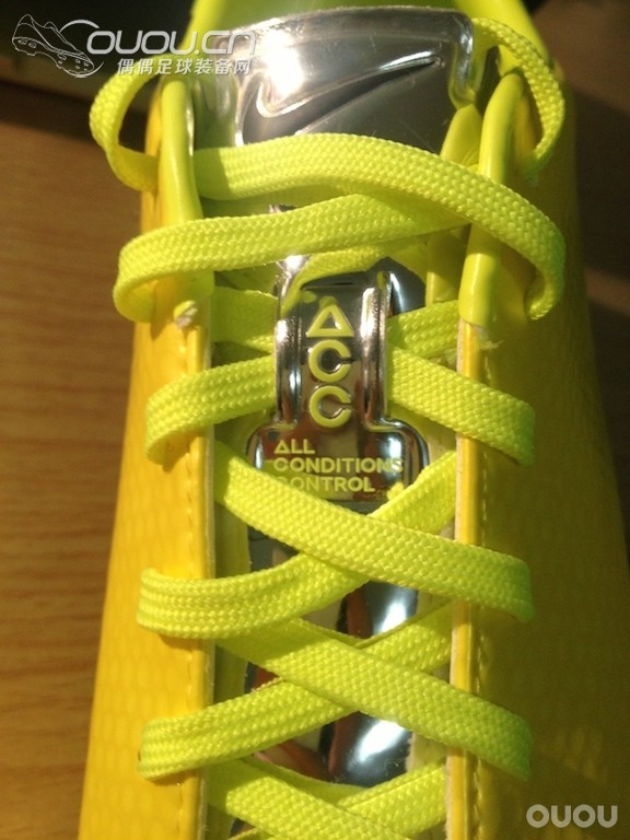 刺客MV9顶级,06复刻柠檬黄!白菜价入手!