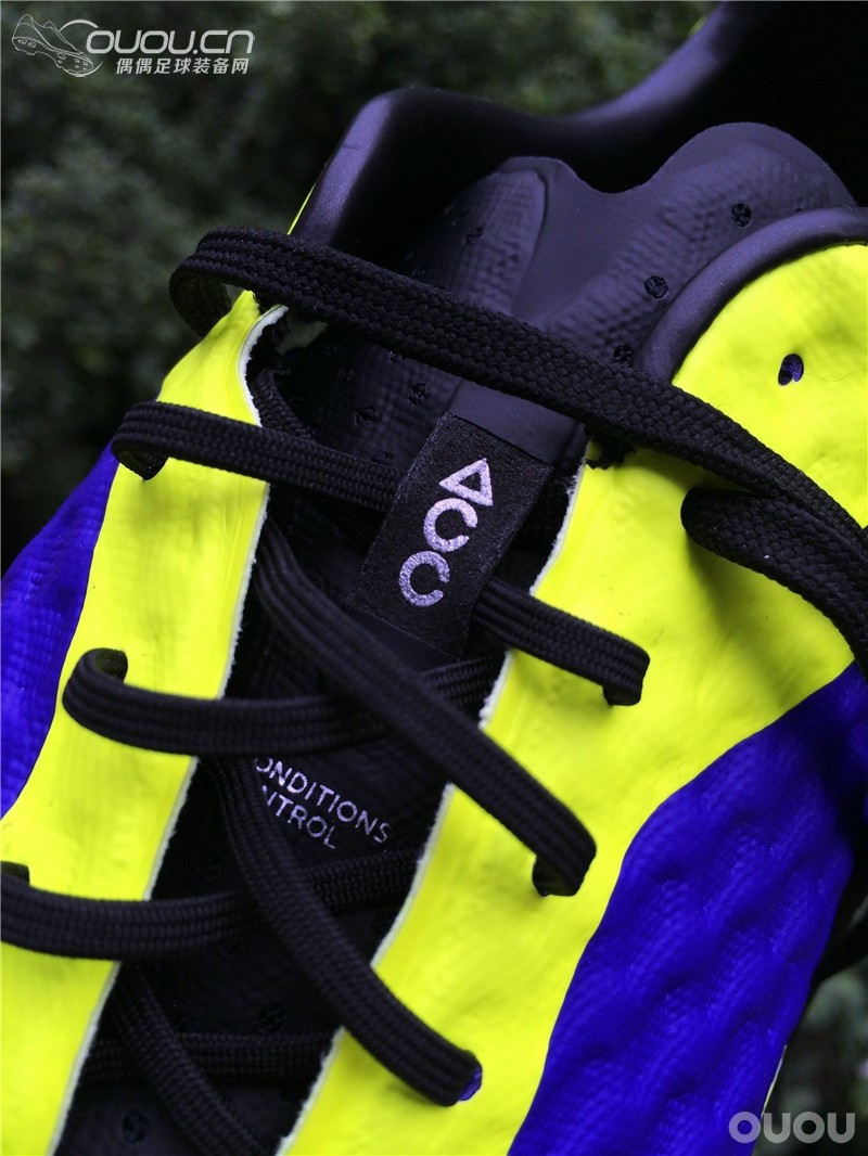 刚刚到手的意产球员版毒锋