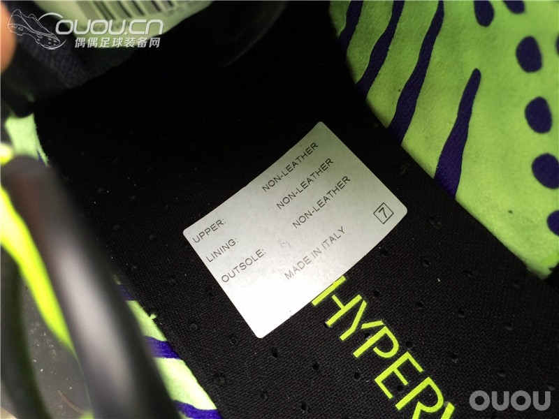 刚刚到手的意产球员版毒锋