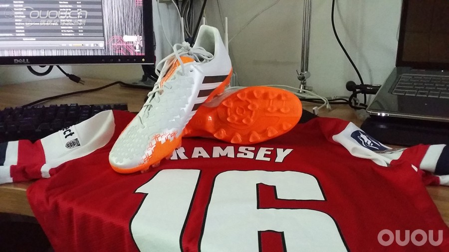 Adidas Predator LZ AG猎鹰13