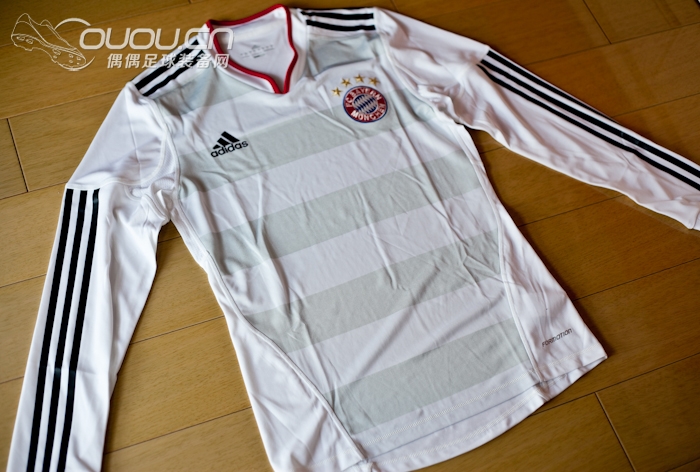 11-12赛季?拜仁球员版长袖 配套短裤难找啊~大家随便看看