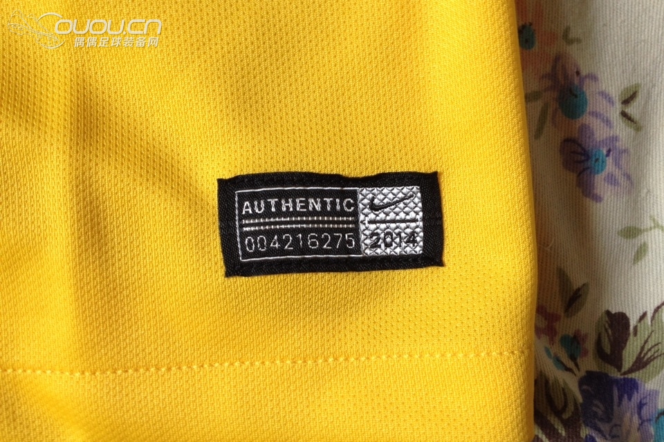 小白求鉴定 世界杯内马尔球衣