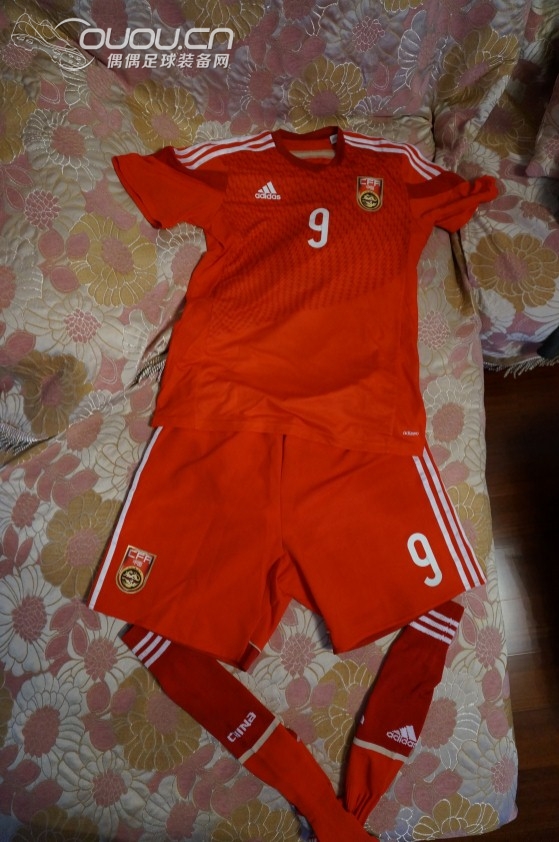 2014新款国足球员版 Adizero