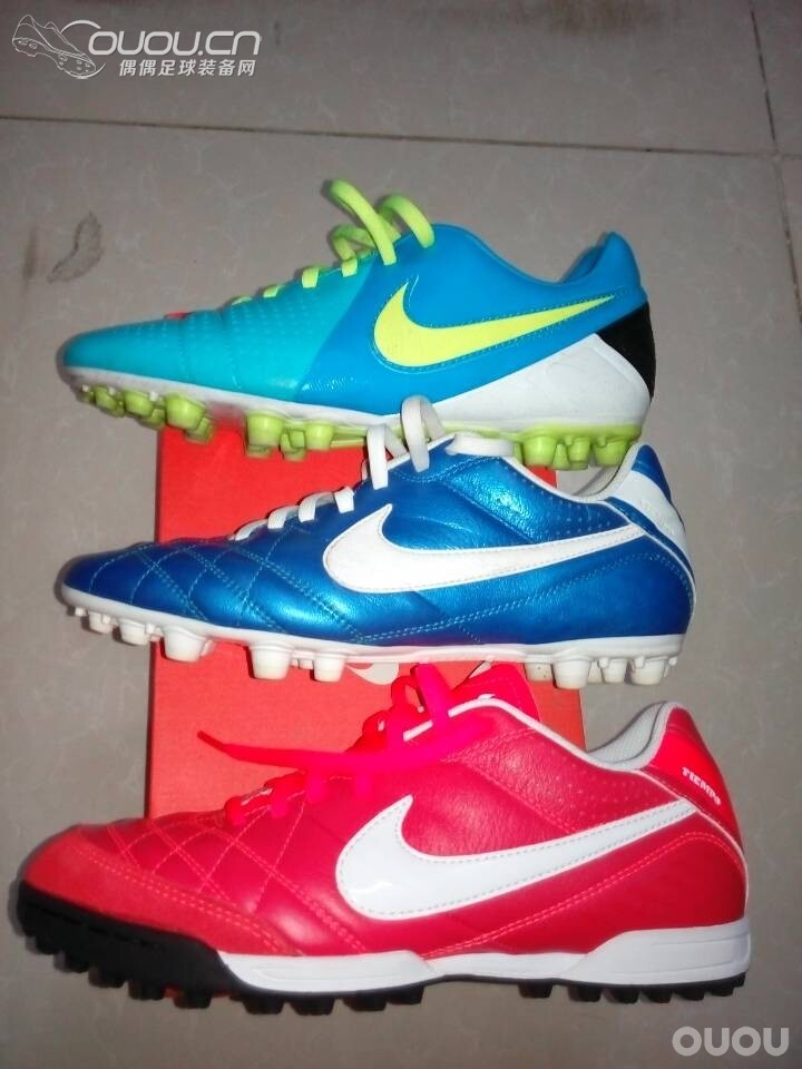 球大神推荐AG球鞋。