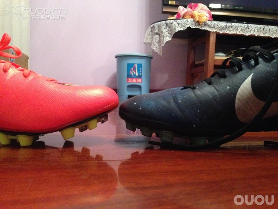 9代与10代次顶AG,垃圾桶见证你们的依偎