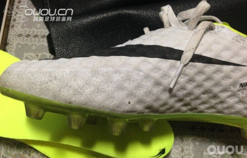 白色顶级毒蜂下第一场,闲着没事儿聊几句!!!!