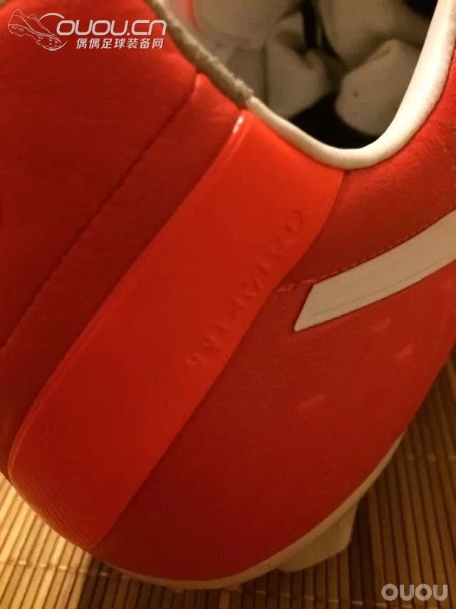 刚入手红色袋鼠皮顶级AG 传奇4