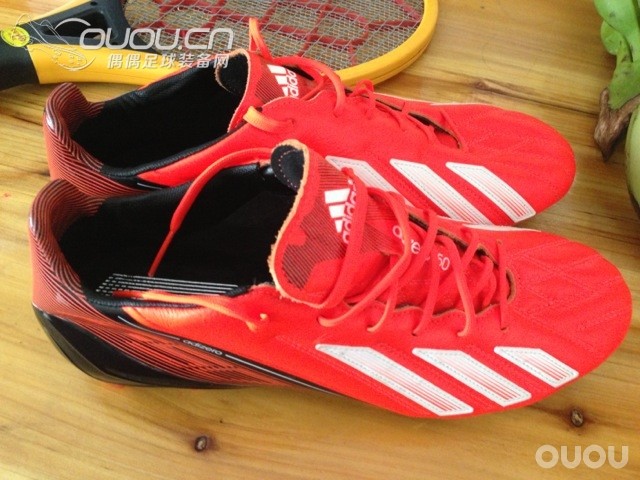 刚到手的鞋子,也是这么久以来最喜欢的鞋子·