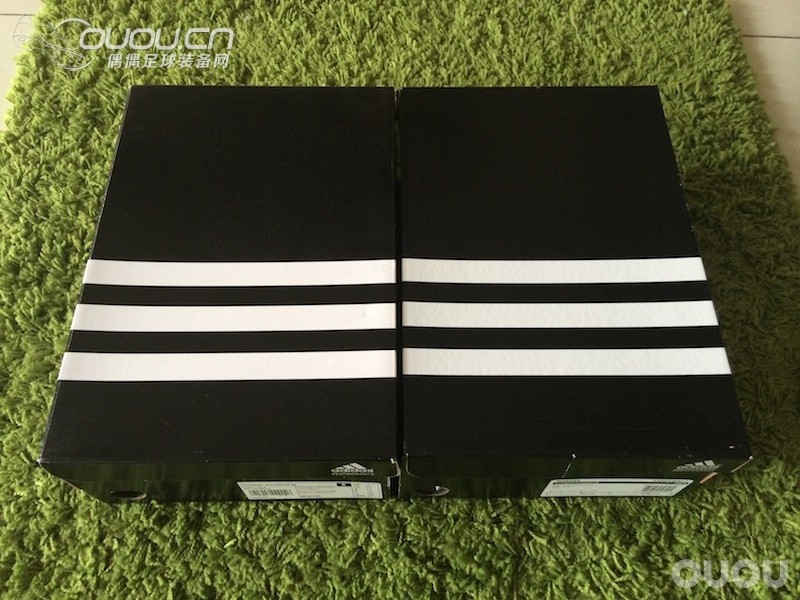 是炫烂夺目还是斑驳一片!Samba Primeknit VS Primeknit