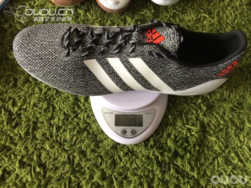 是炫烂夺目还是斑驳一片!Samba Primeknit VS Primeknit