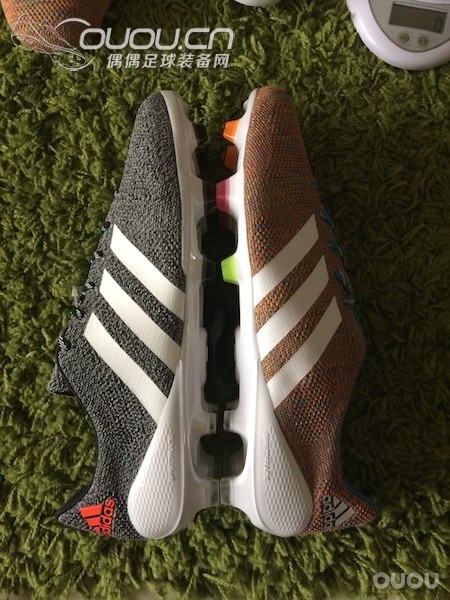 是炫烂夺目还是斑驳一片!Samba Primeknit VS Primeknit