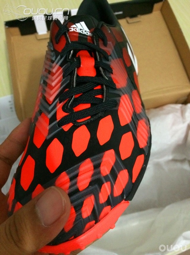 哎~本来就买了鞋可惜手贱又多收了件衣服~法国球员版~